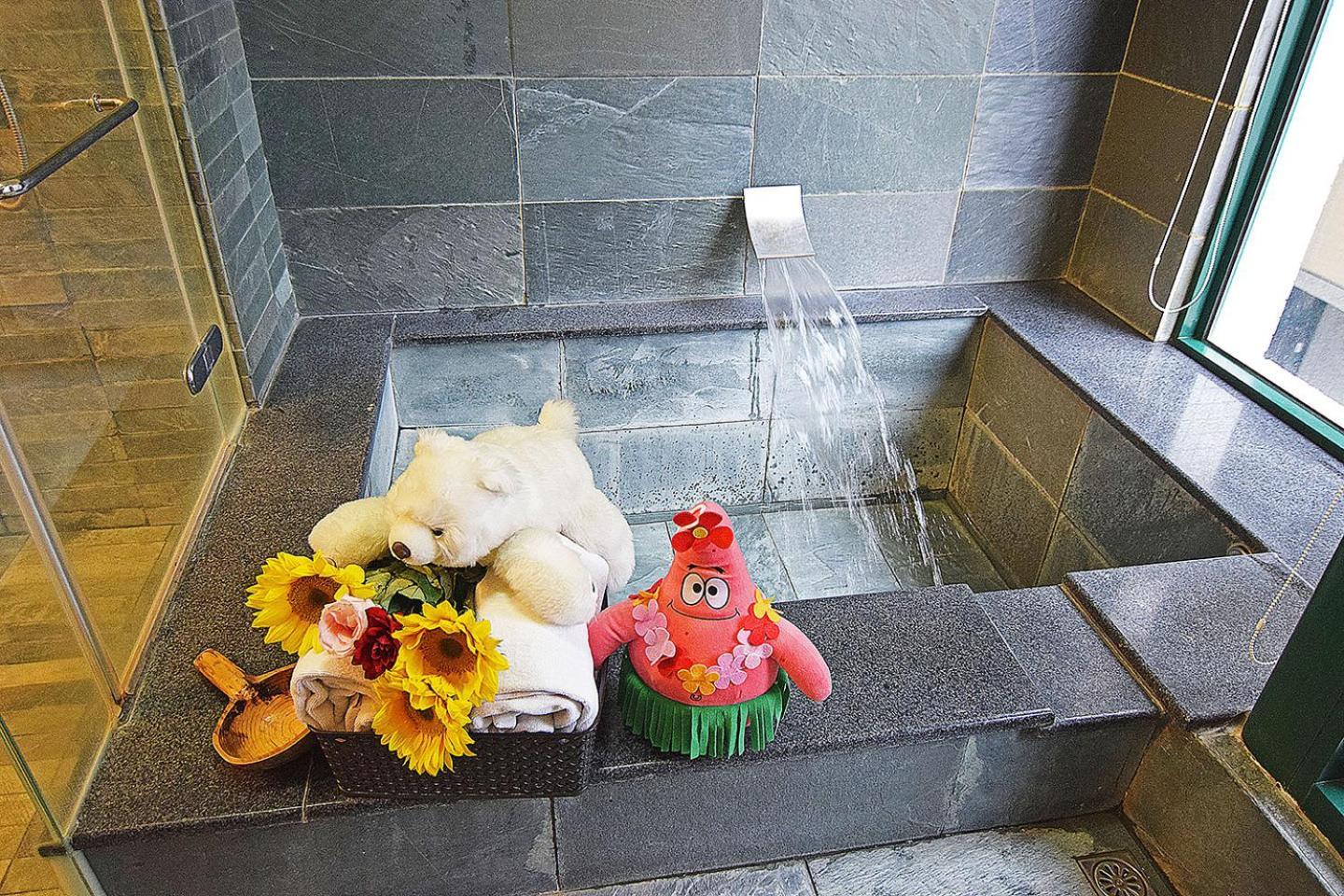 No. 21 Jiaoxi Hot Spring Homestay Екстер'єр фото